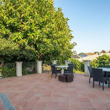 Aparthotel Royal Playa And -private Parking- Self Chek Out Catania