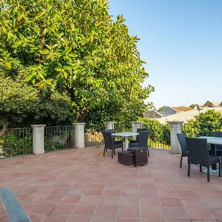 Apartahotel Royal Playa And -private Parking- Self Chek Out Catania