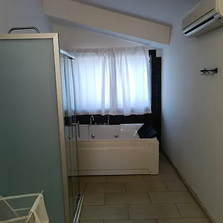 Royal Playa And -private Parking- Self Chek Out 4* Catania