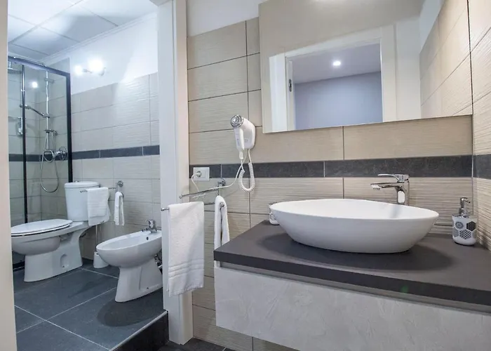 Royal Playa And -private Parking- Self Chek Out Apartahotel 4*