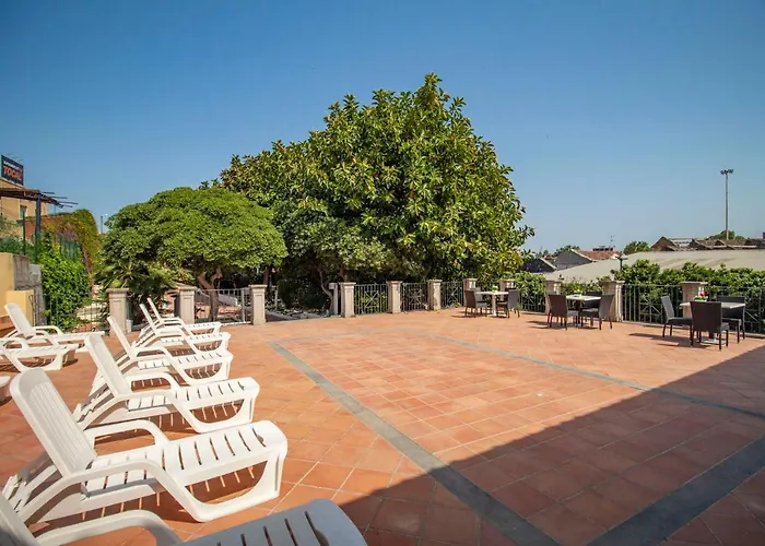 Royal Playa And -private Parking- Self Chek Out Apartahotel 4*