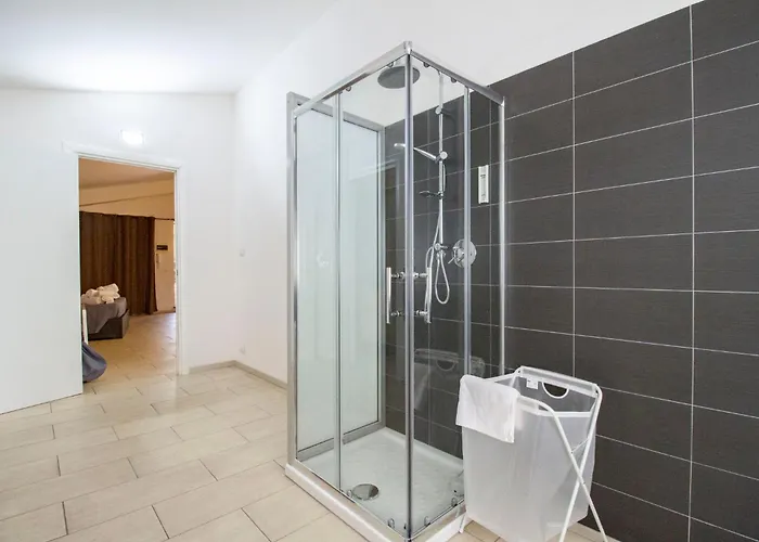 Royal Playa And -private Parking- Self Chek Out Apartahotel 4*